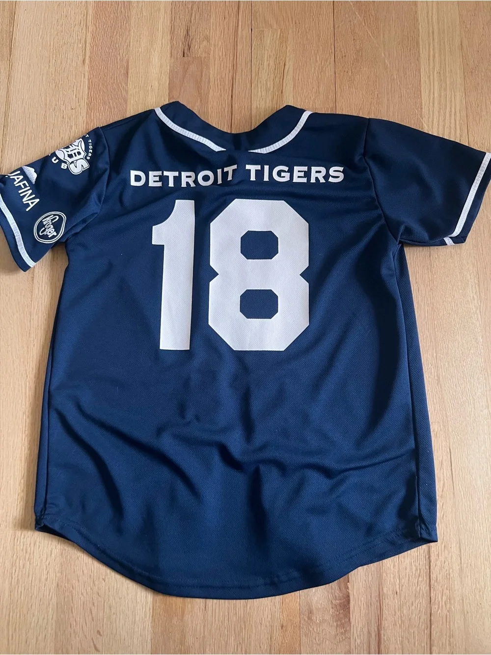 Detroit Tigers Youth Navy Button-Up Jersey - Picture 3 of 3